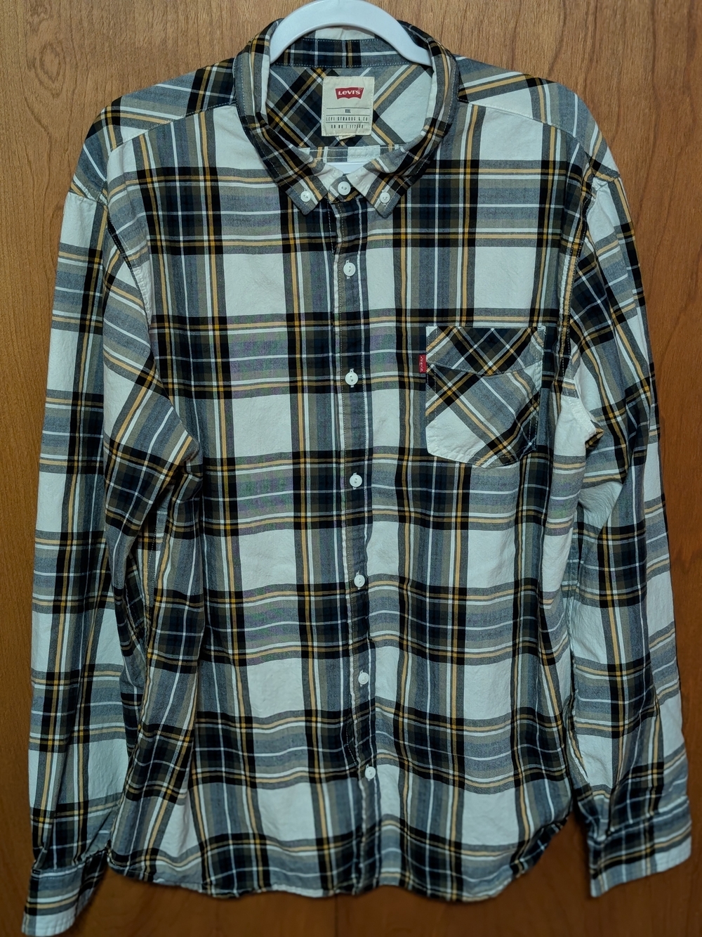 Levi's Men's White, Black & Tan Plaid Button-Down Shirt